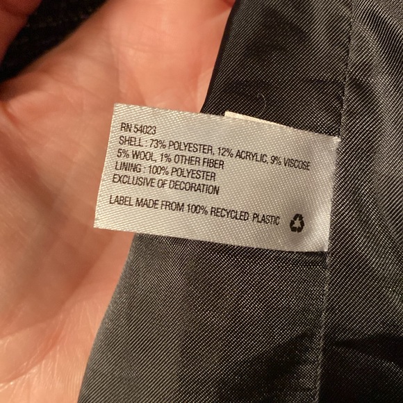 Gap zip-up jacket, size Medium - Picture 6 of 7